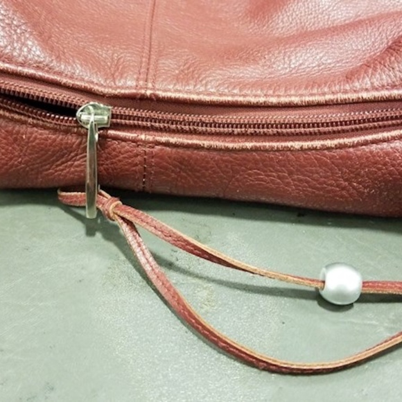 Fortuna Valentino Deep Red Shoulderbag Purse - Picture 6 of 7